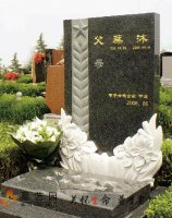 橄榄枝下的百合花——墓碑设计